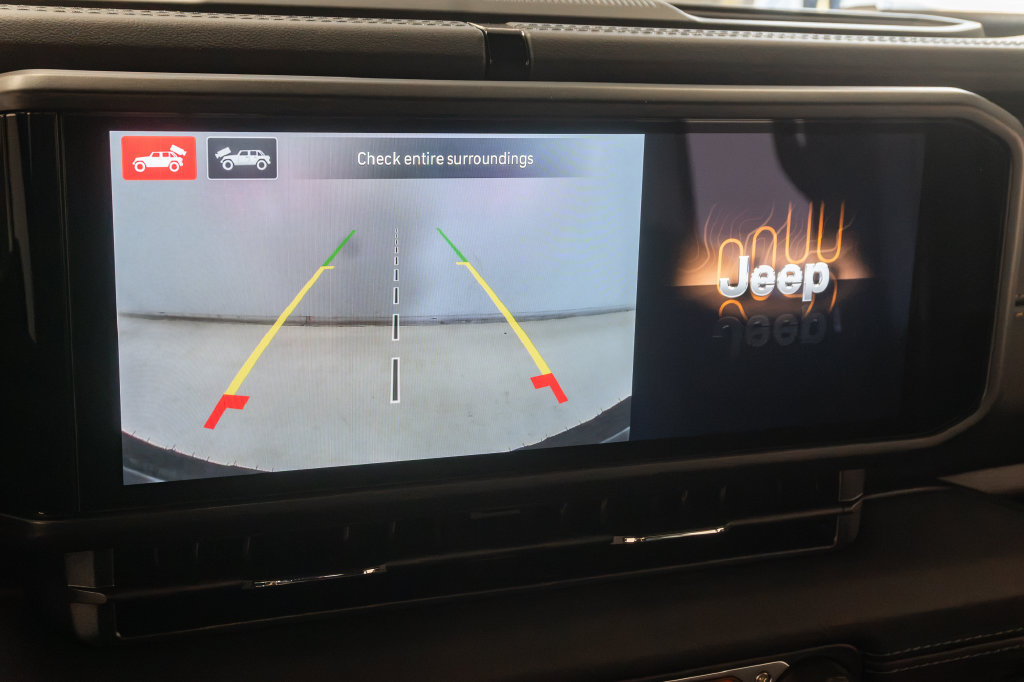 New 2027 Jeep Wrangler Unlimited Sahara AWD/4WD image 17