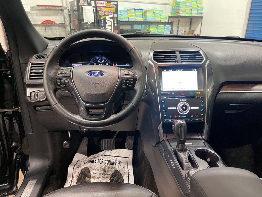 Used 2018 Ford Explorer Limited w/ Equipment Group 301A image 16