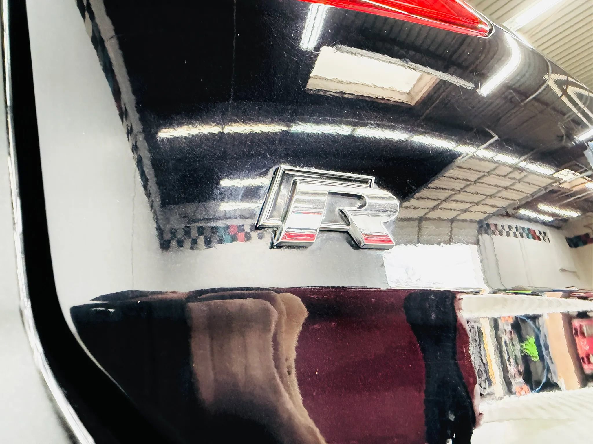 Used 2016 Volkswagen Golf R 4-Door image 37