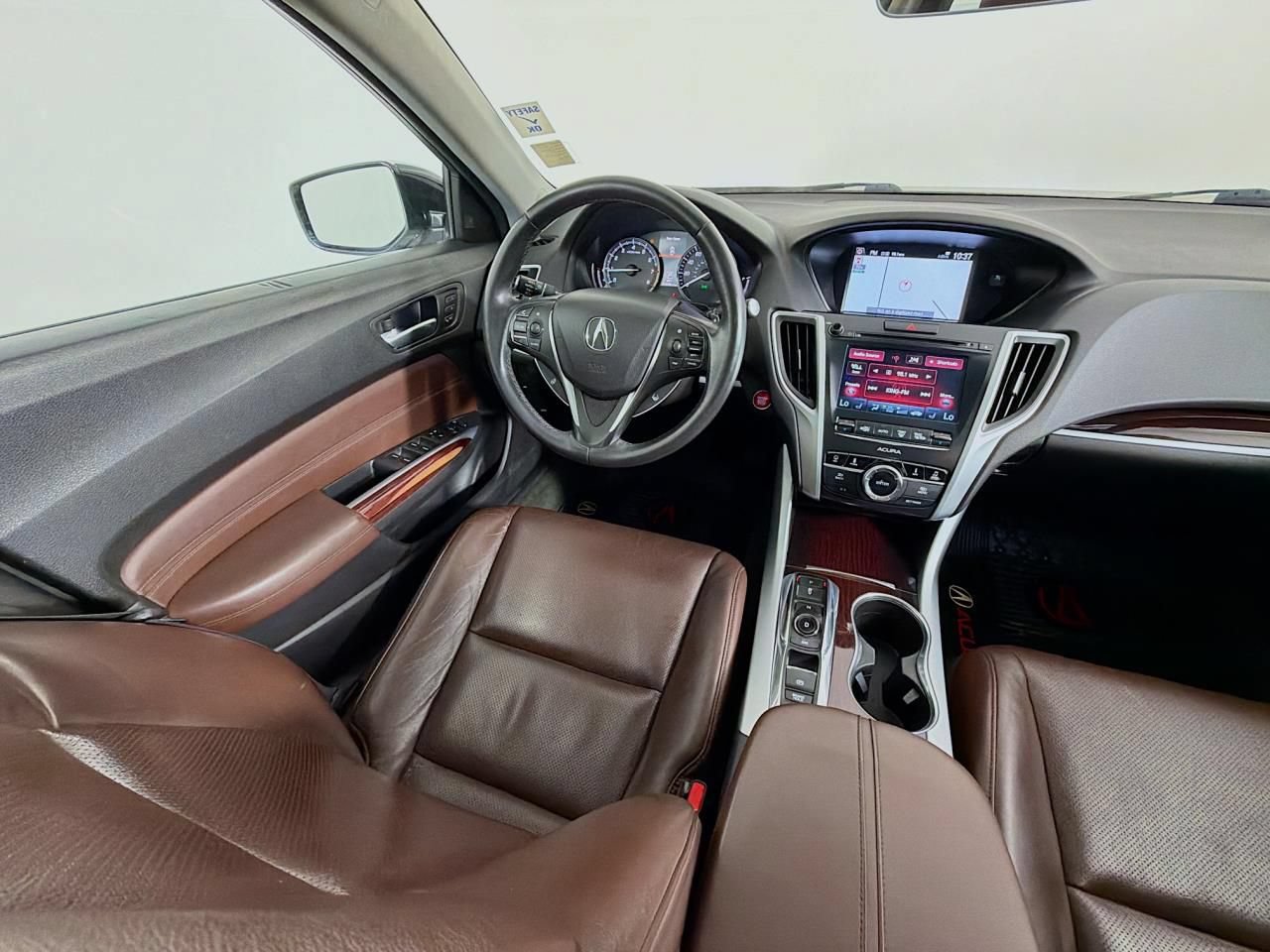 Used 2017 Acura TLX w/ Technology Package AWD/4WD image 11