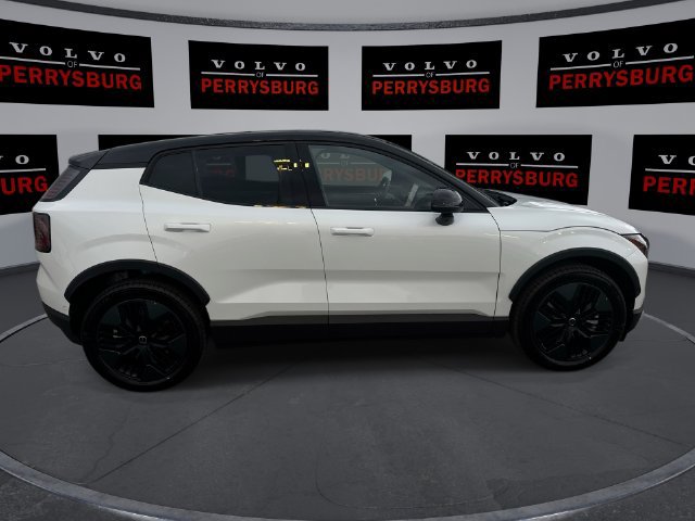 New 2026 Volvo EX30 Cross Country Ultra w/ Protection Package Premier AWD/4WD image 9