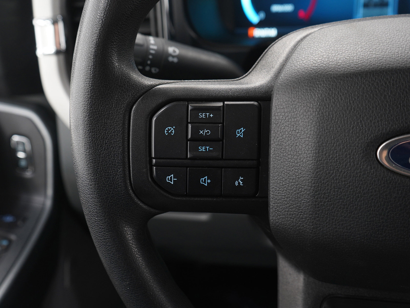 Used 2023 Ford F250 XLT w/ XLT Premium Package image 28