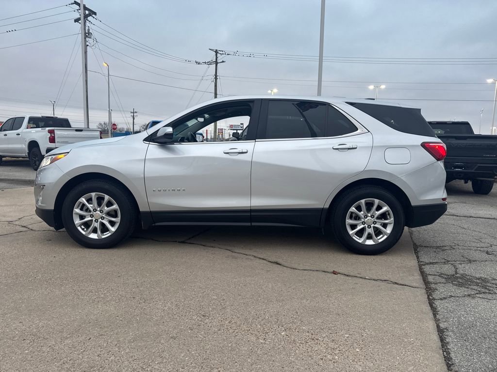 Used 2019 Chevrolet Equinox LT image 2