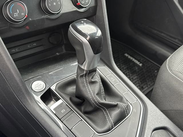 Used 2022 Volkswagen Tiguan S image 14