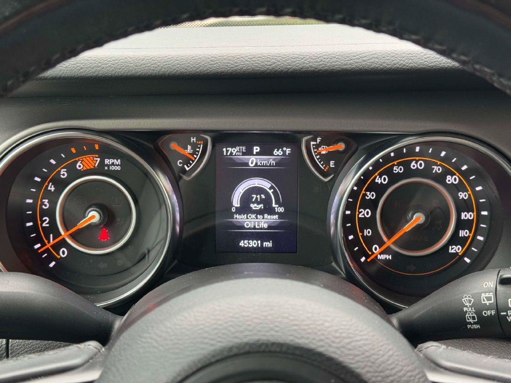 Used 2022 Jeep Wrangler Sport AWD/4WD image 25