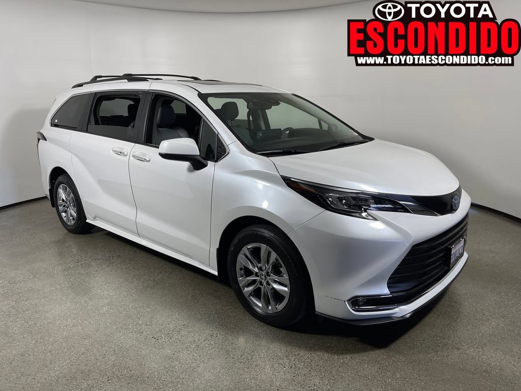 Certified 2024 Toyota Sienna XLE w/ XLE Plus Package