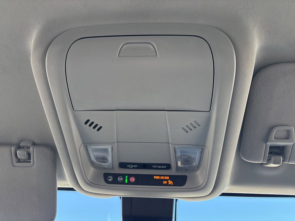 Used 2024 GMC Terrain SLE FWD image 43