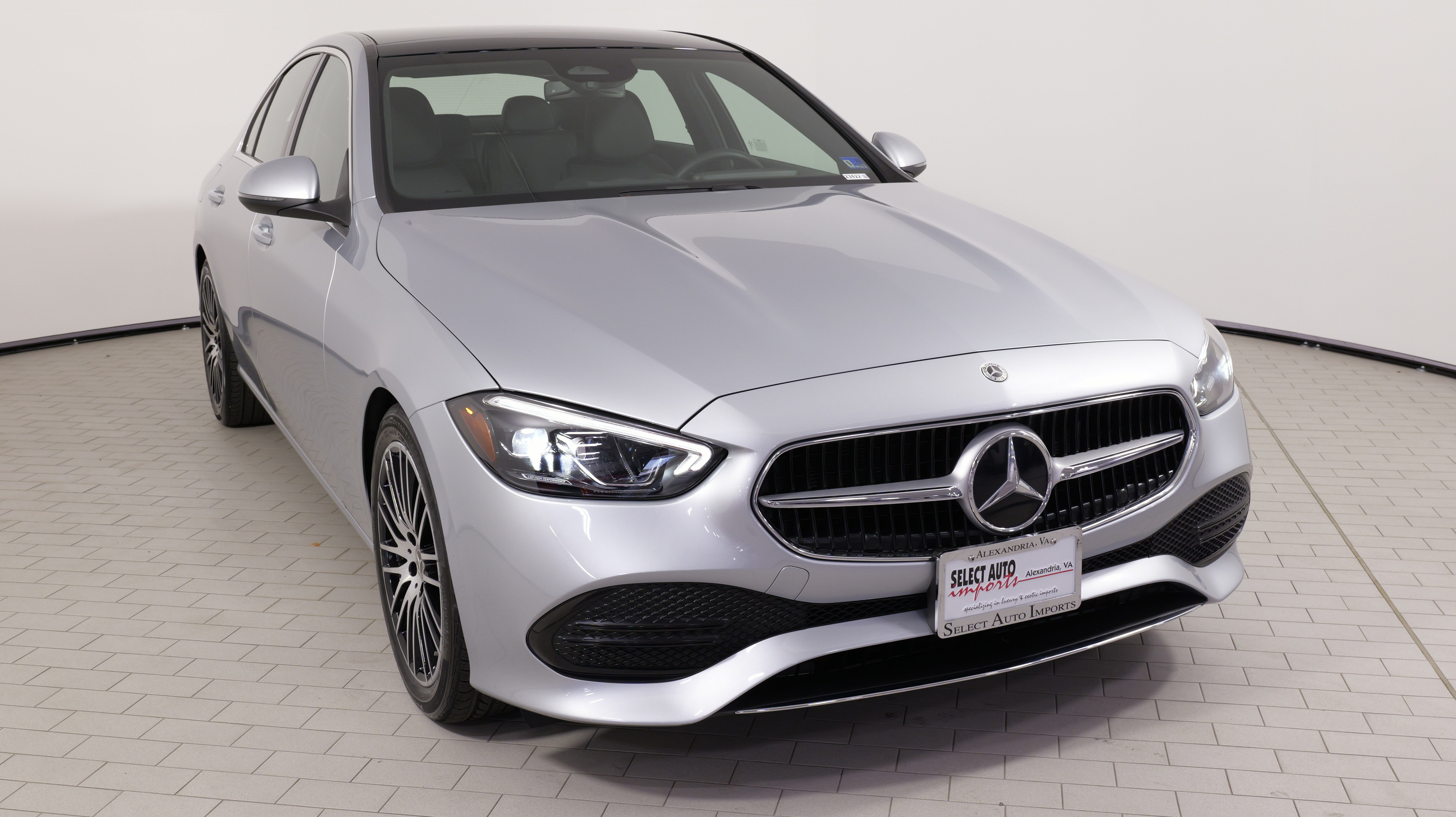 Used 2022 Mercedes-Benz C 300 4MATIC Sedan image 5