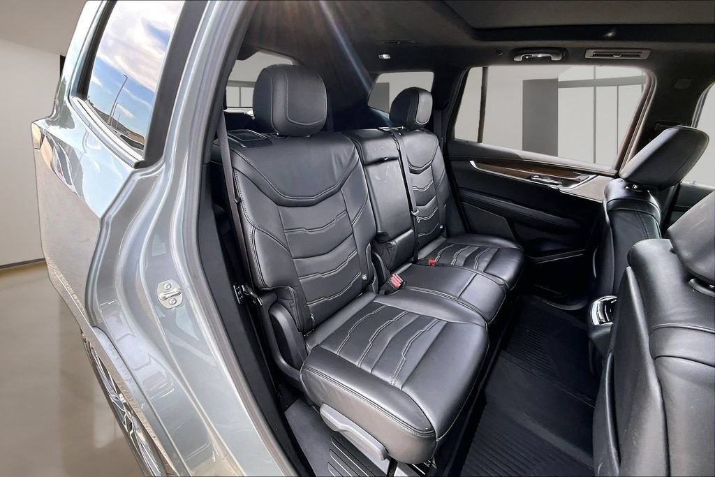 Certified 2025 Cadillac XT6 Sport w/ Platinum Package AWD/4WD image 27