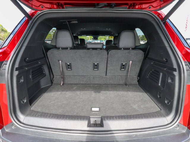 Used 2025 Buick Enclave Preferred AWD/4WD image 29