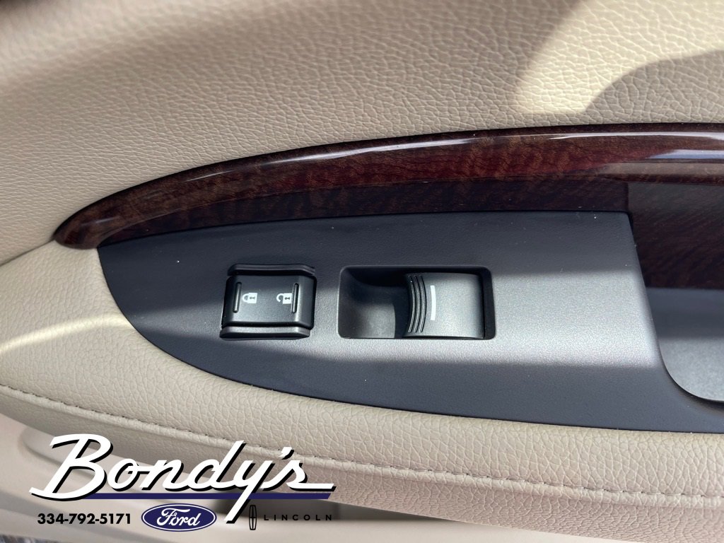 Used 2020 Acura MDX SH-AWD image 23