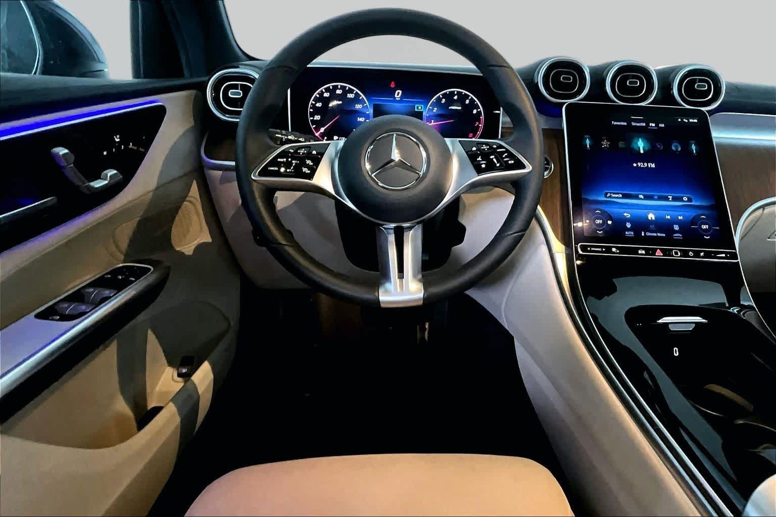 Used 2024 Mercedes-Benz GLC 300 4MATIC image 6