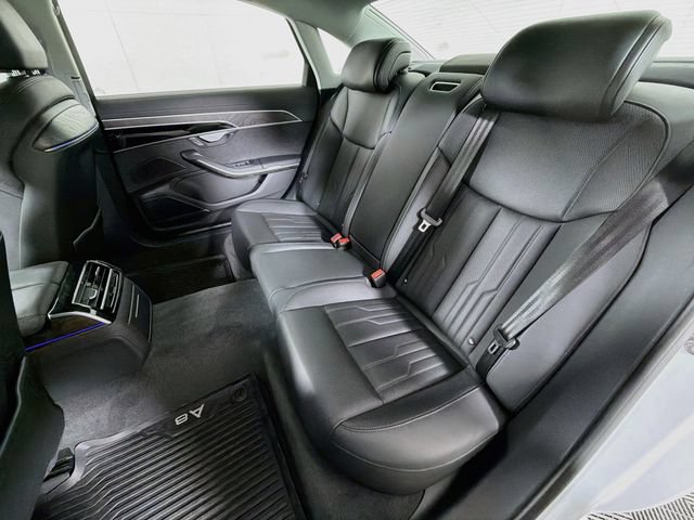 Used 2023 Audi A8 L 3.0T AWD/4WD image 32