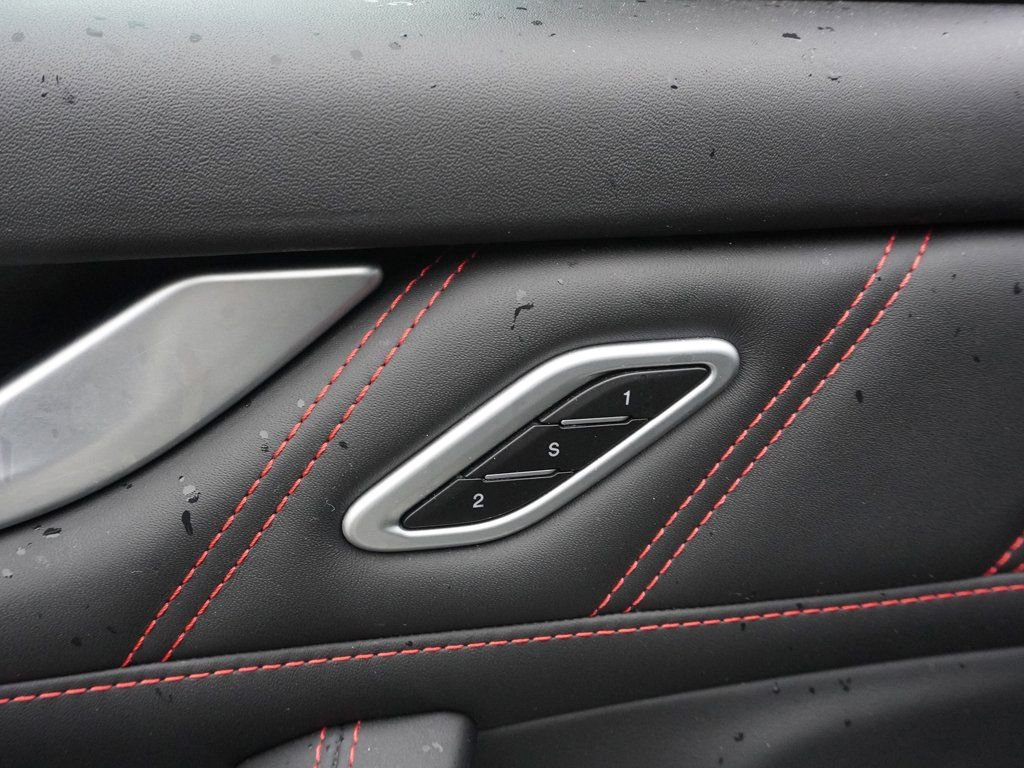 Used 2019 Maserati Levante S GranSport image 36