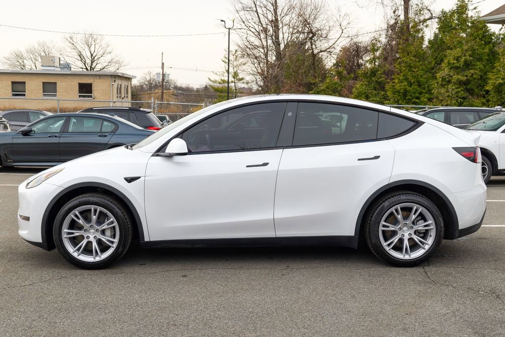 Used 2024 Tesla Model Y Long Range image 4