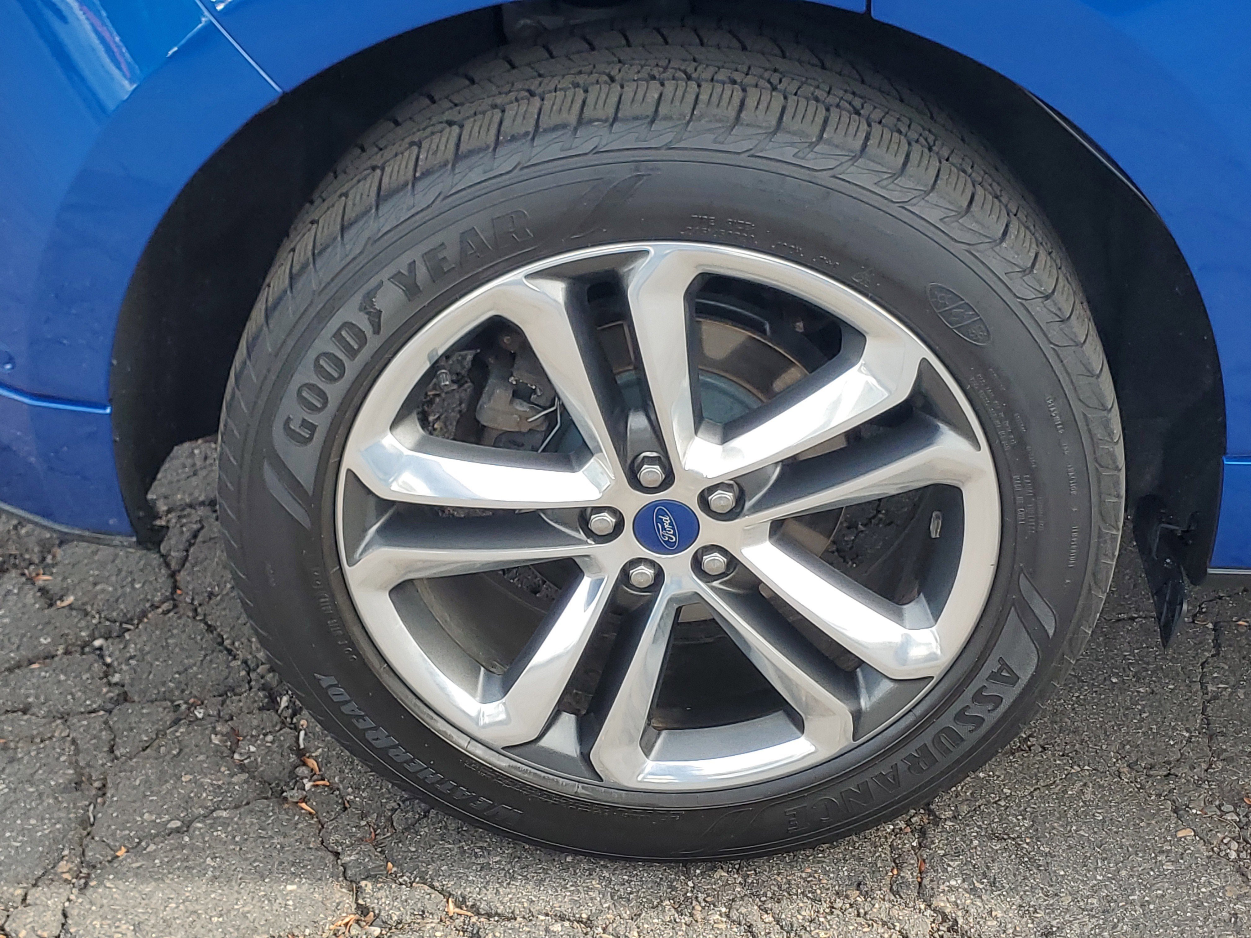 Used 2018 Ford Edge Sport w/ Equipment Group 401A image 7