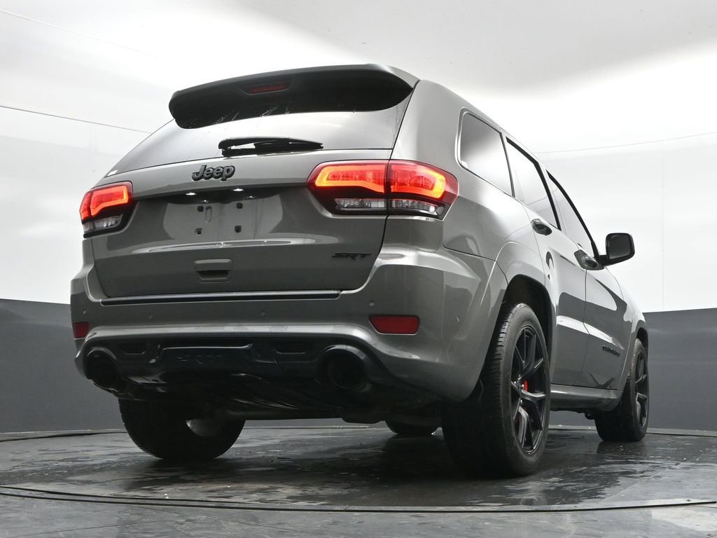 Used 2019 Jeep Grand Cherokee SRT image 43