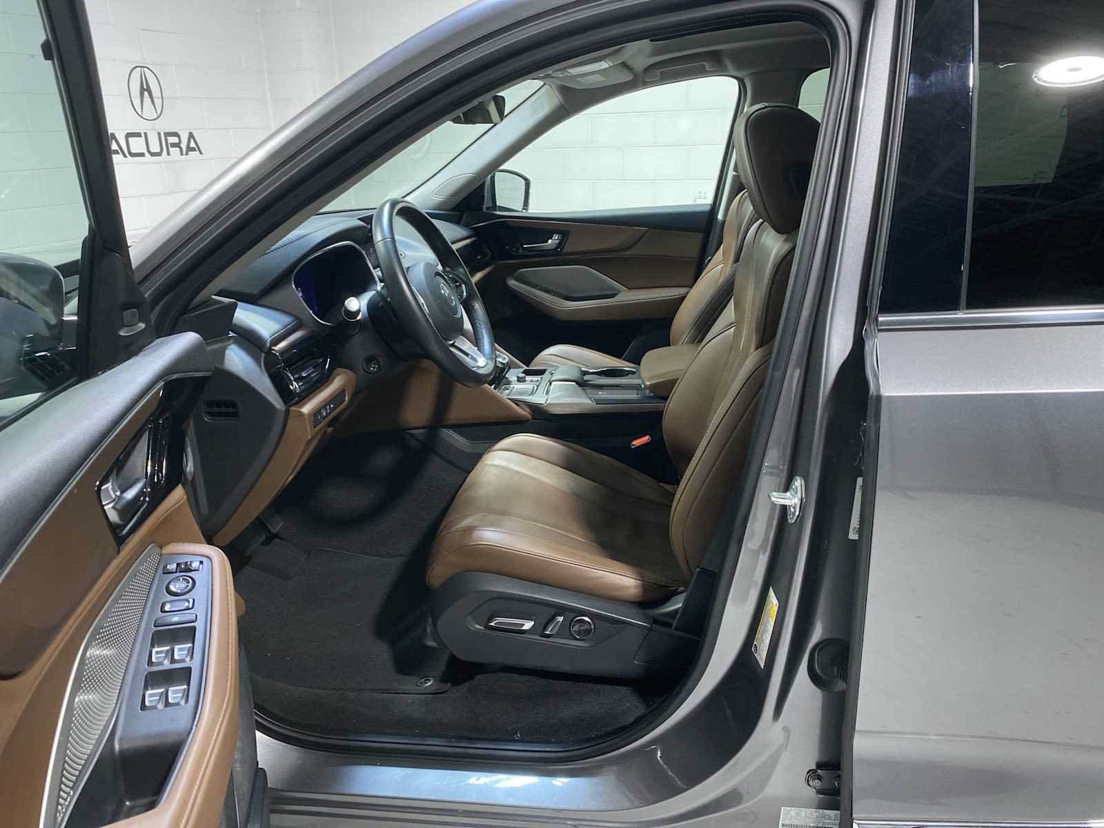 Certified 2024 Acura MDX SH-AWD w/ Technology Package video 2