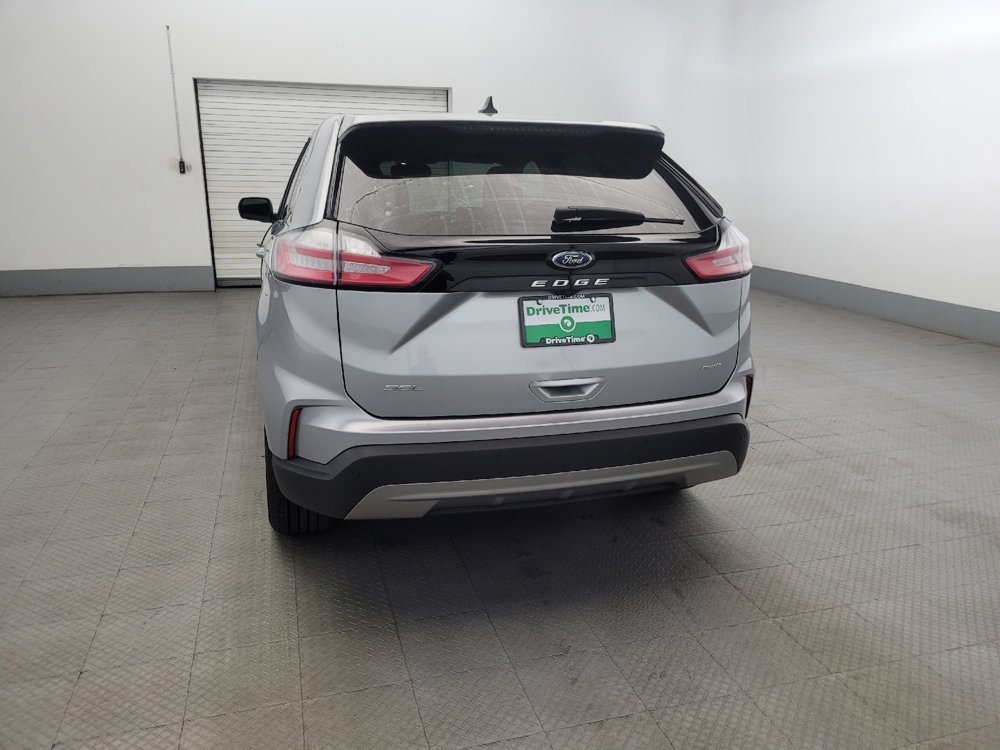 Used 2024 Ford Edge SEL image 6