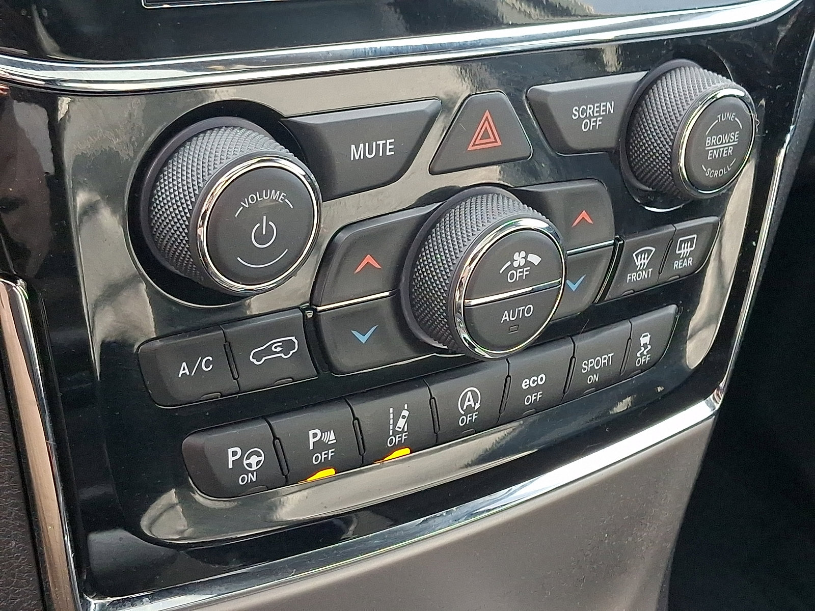 Used 2021 Jeep Grand Cherokee Limited w/ Quick Order Package 28K 80th image 17