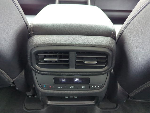 Used 2025 Honda Pilot EX-L image 18