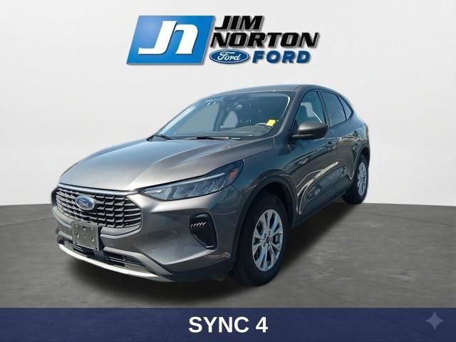Used 2025 Ford Escape Active image 4