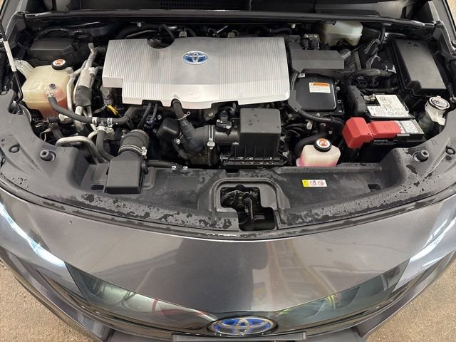 Used 2017 Toyota Prius Prime Advanced image 28