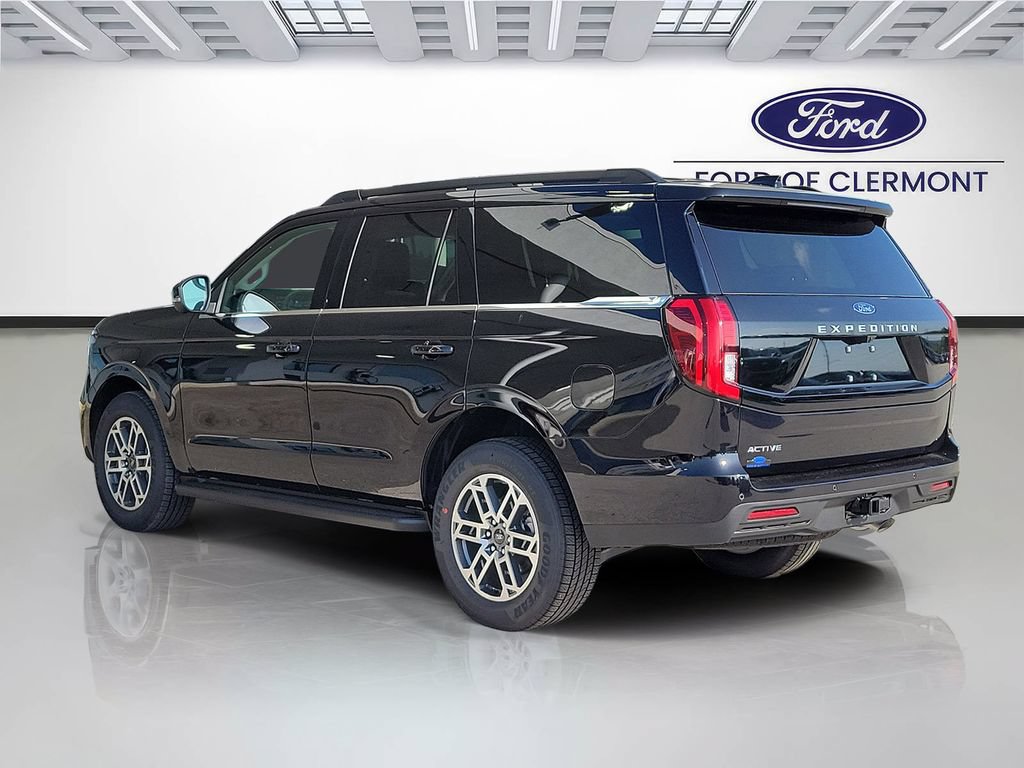 New 2026 Ford Expedition Active RWD image 3