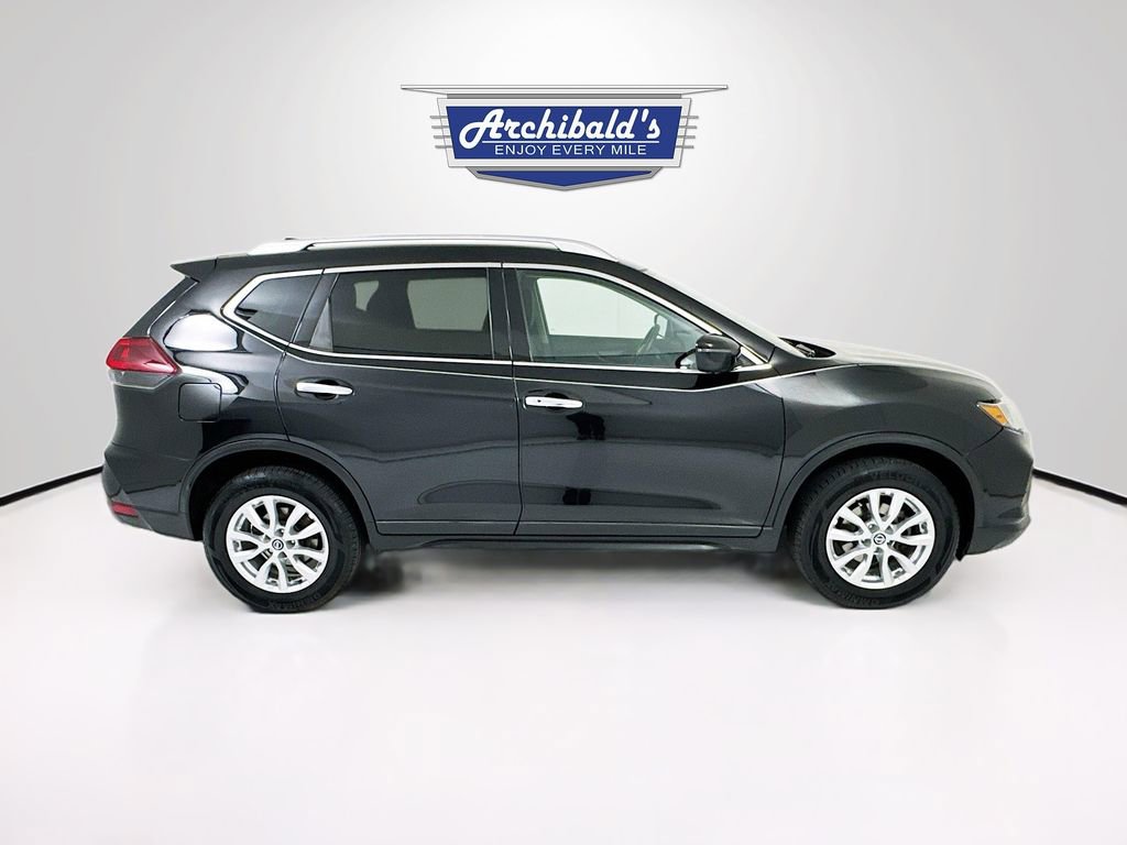 Used 2018 Nissan Rogue SV image 9