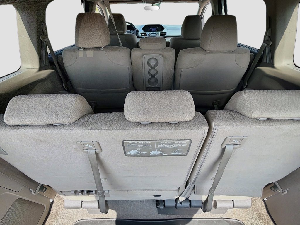 Used 2015 Honda Odyssey EX image 29