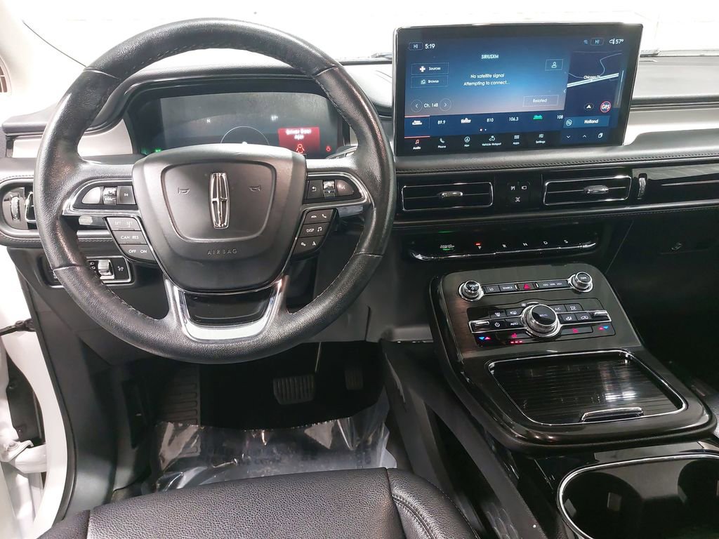 Used 2023 Lincoln Nautilus AWD w/ Premium Package image 16