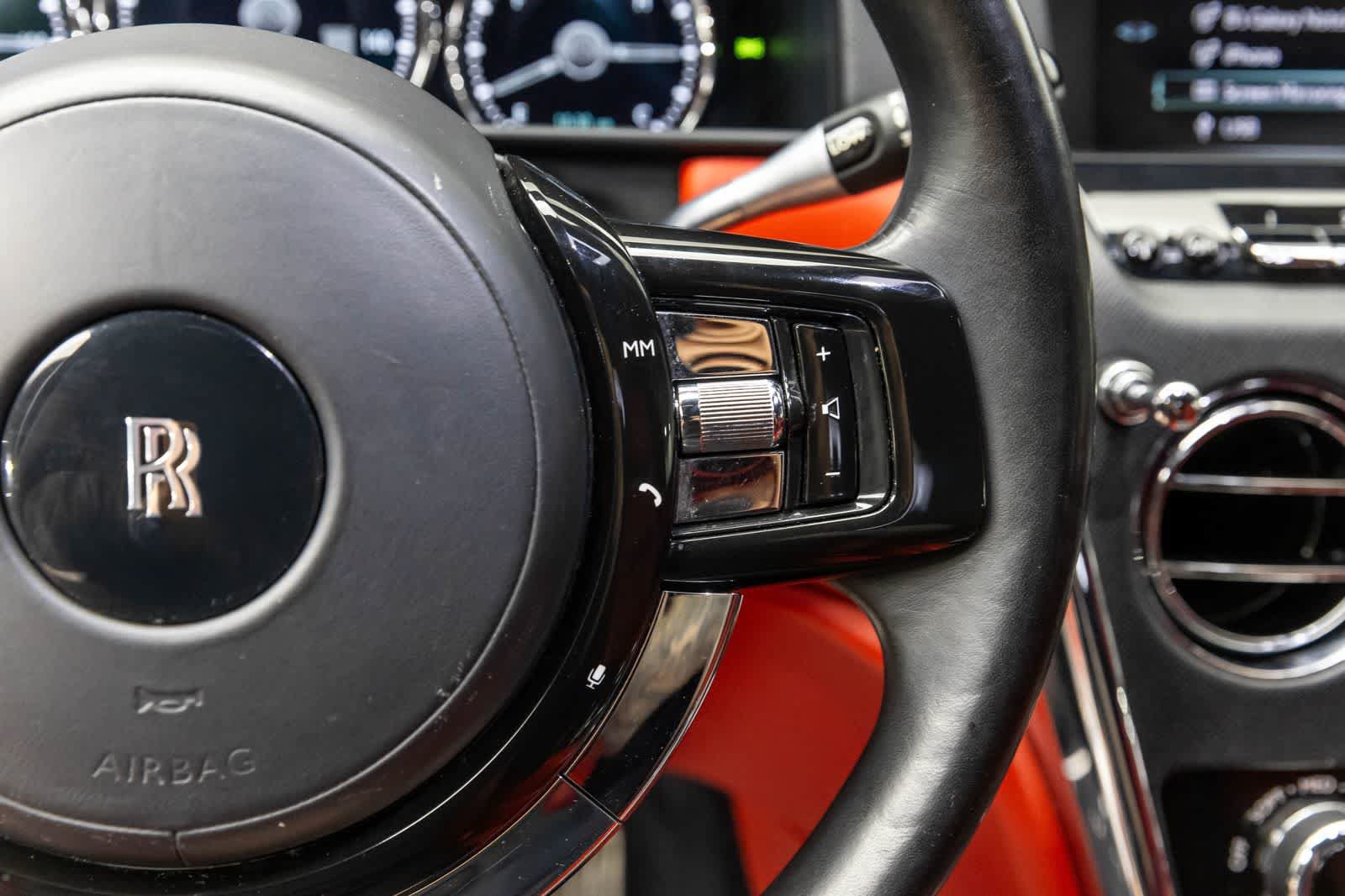 Used 2020 Rolls-Royce Cullinan AWD/4WD image 36