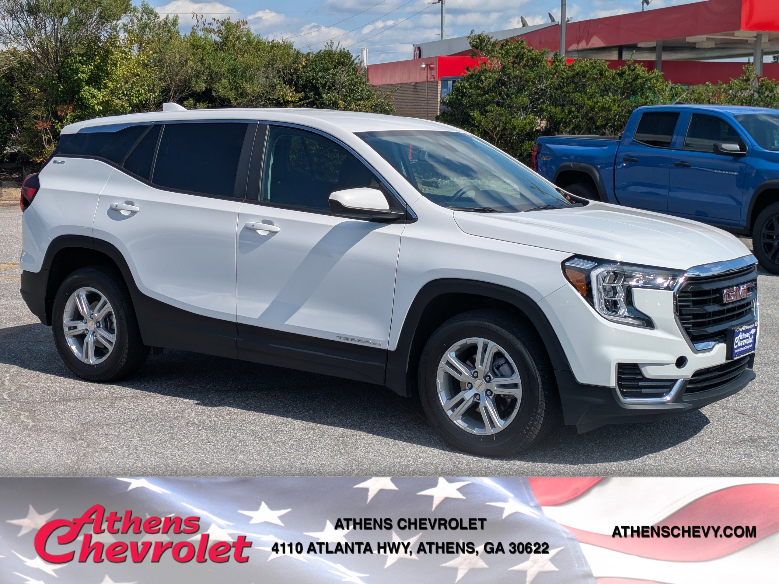 Used 2024 GMC Terrain SLE