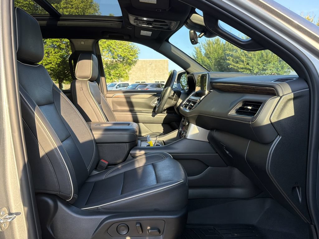 Used 2023 Chevrolet Tahoe Premier AWD/4WD image 20