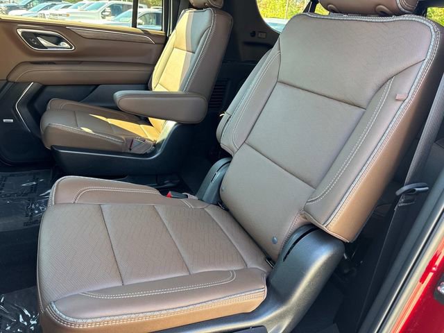 Certified 2024 Chevrolet Suburban High Country w/ Advanced Technology Package image 17