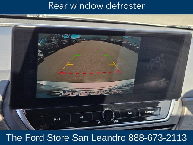 Used 2023 Nissan Altima 2.5 SV w/ SV Premium Package FWD image 17