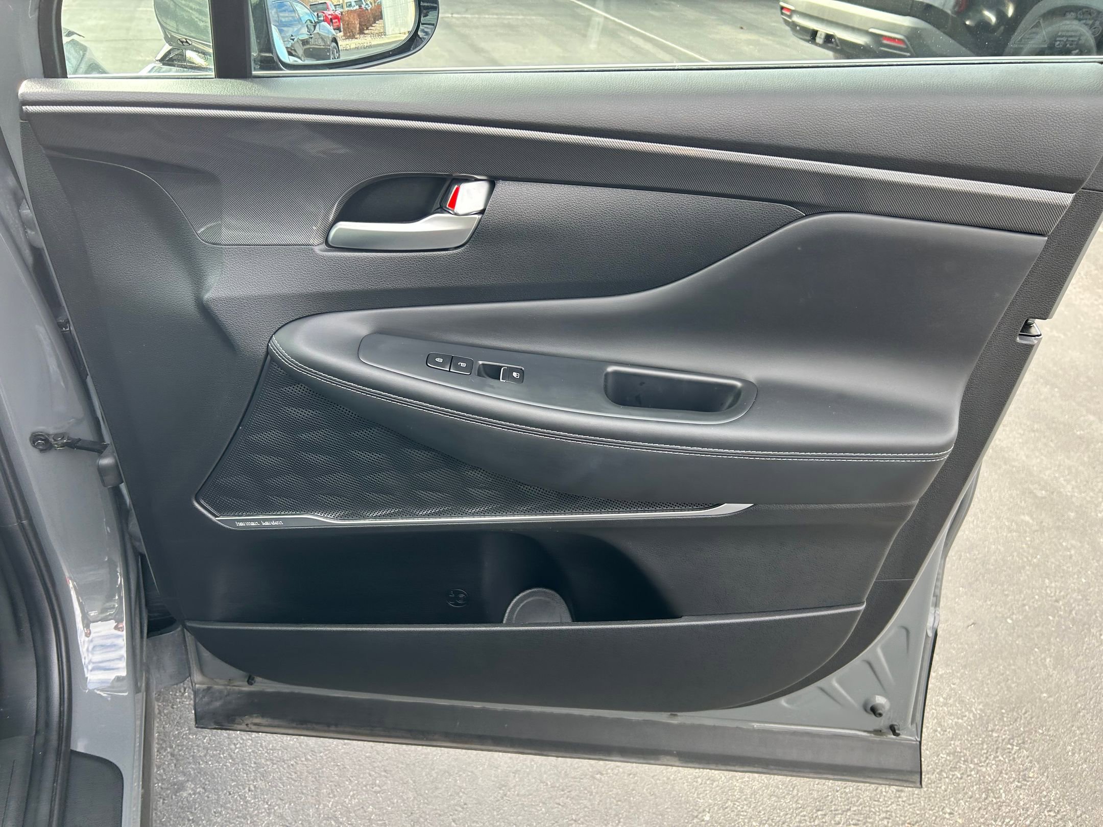 Used 2023 Hyundai Santa Fe SEL w/ Premium Package image 25