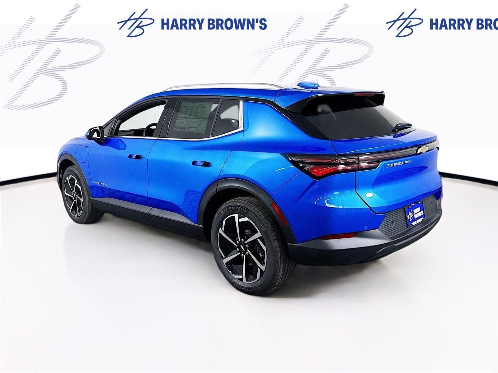 New 2026 Chevrolet Equinox EV LT image 29