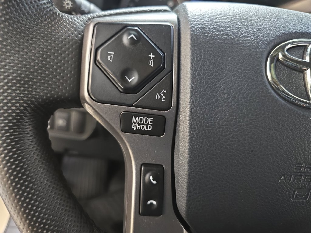 Certified 2018 Toyota Tacoma Limited AWD/4WD image 21