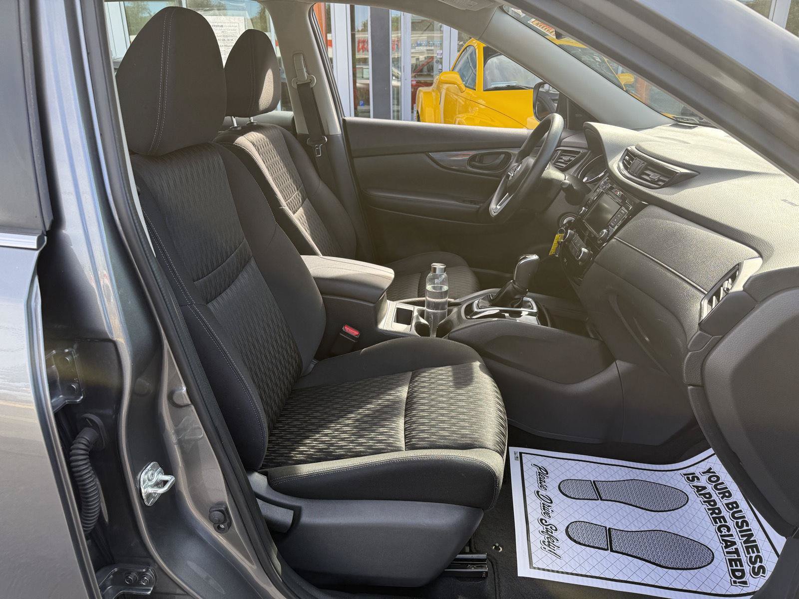 Used 2020 Nissan Rogue S AWD/4WD image 13