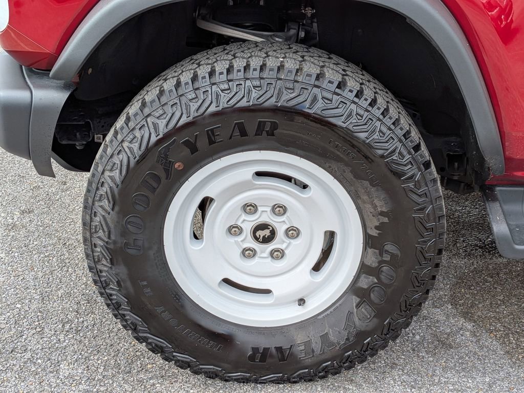 Used 2025 Ford Bronco Heritage Edition image 32