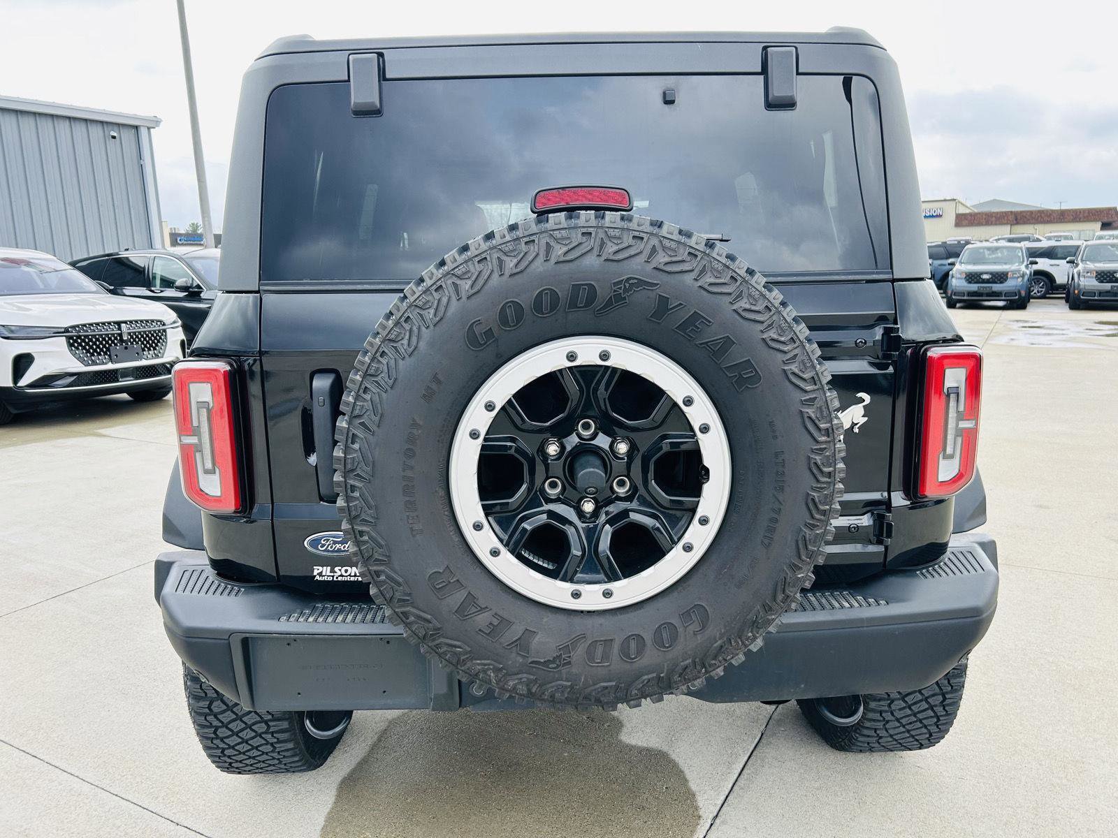 Used 2024 Ford Bronco Badlands image 38