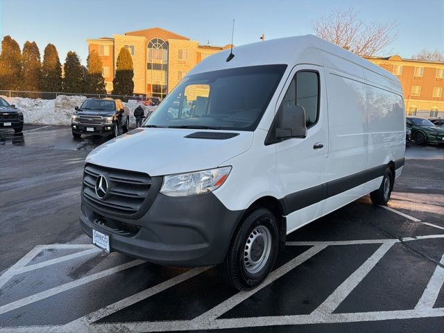 Used 2021 Mercedes-Benz Sprinter 2500 image 3
