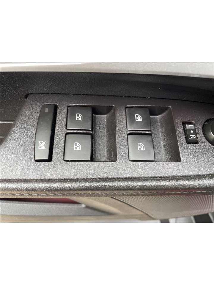 Used 2016 Chevrolet Equinox LT w/ Convenience Package image 53