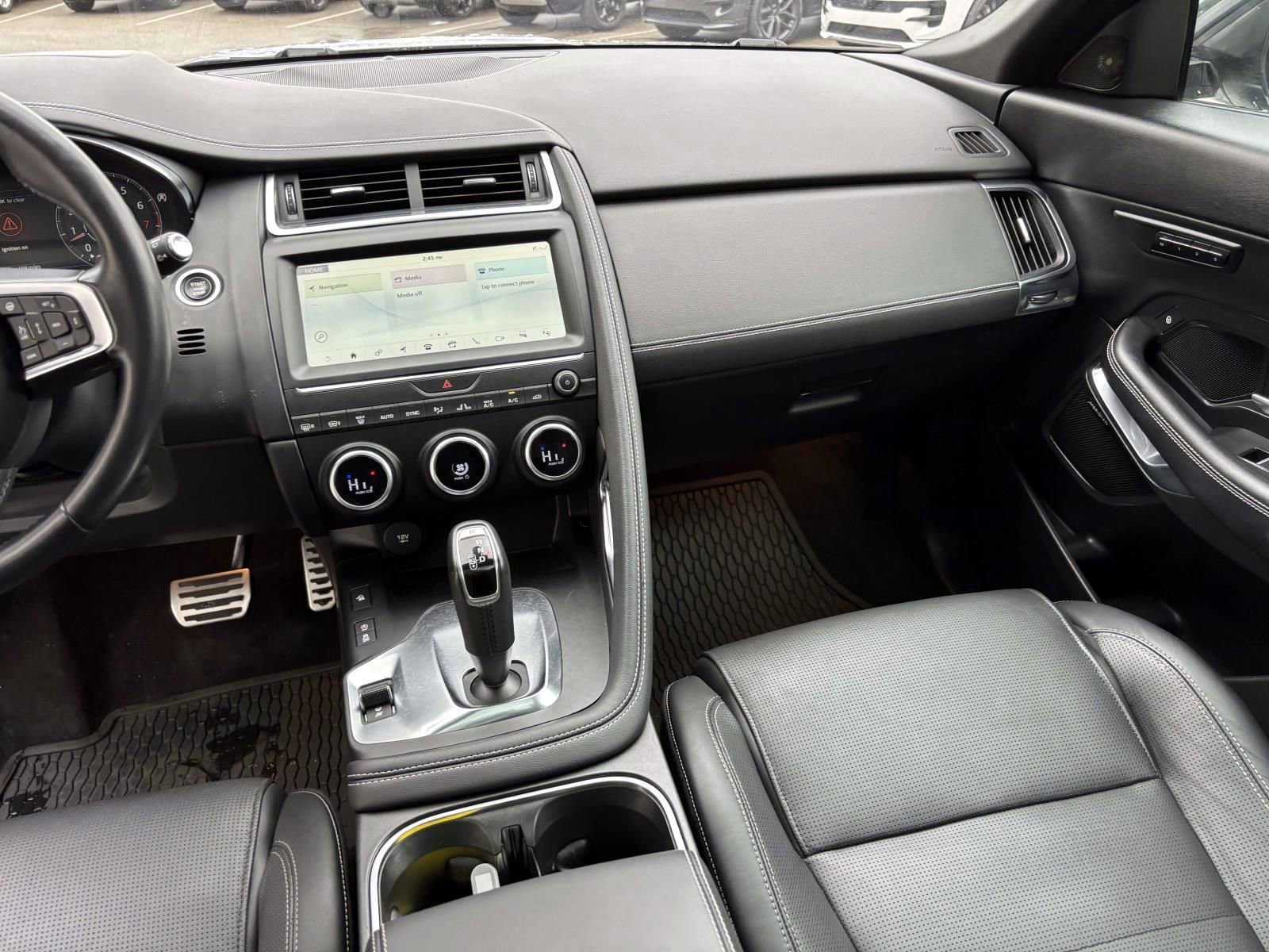 Used 2019 Jaguar E-PACE R-Dynamic HSE image 27