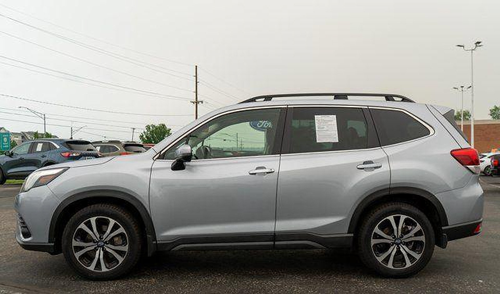 Used 2023 Subaru Forester Limited w/ Popular Package #2 AWD/4WD image 9