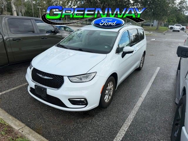 Used 2023 Chrysler Pacifica Touring-L