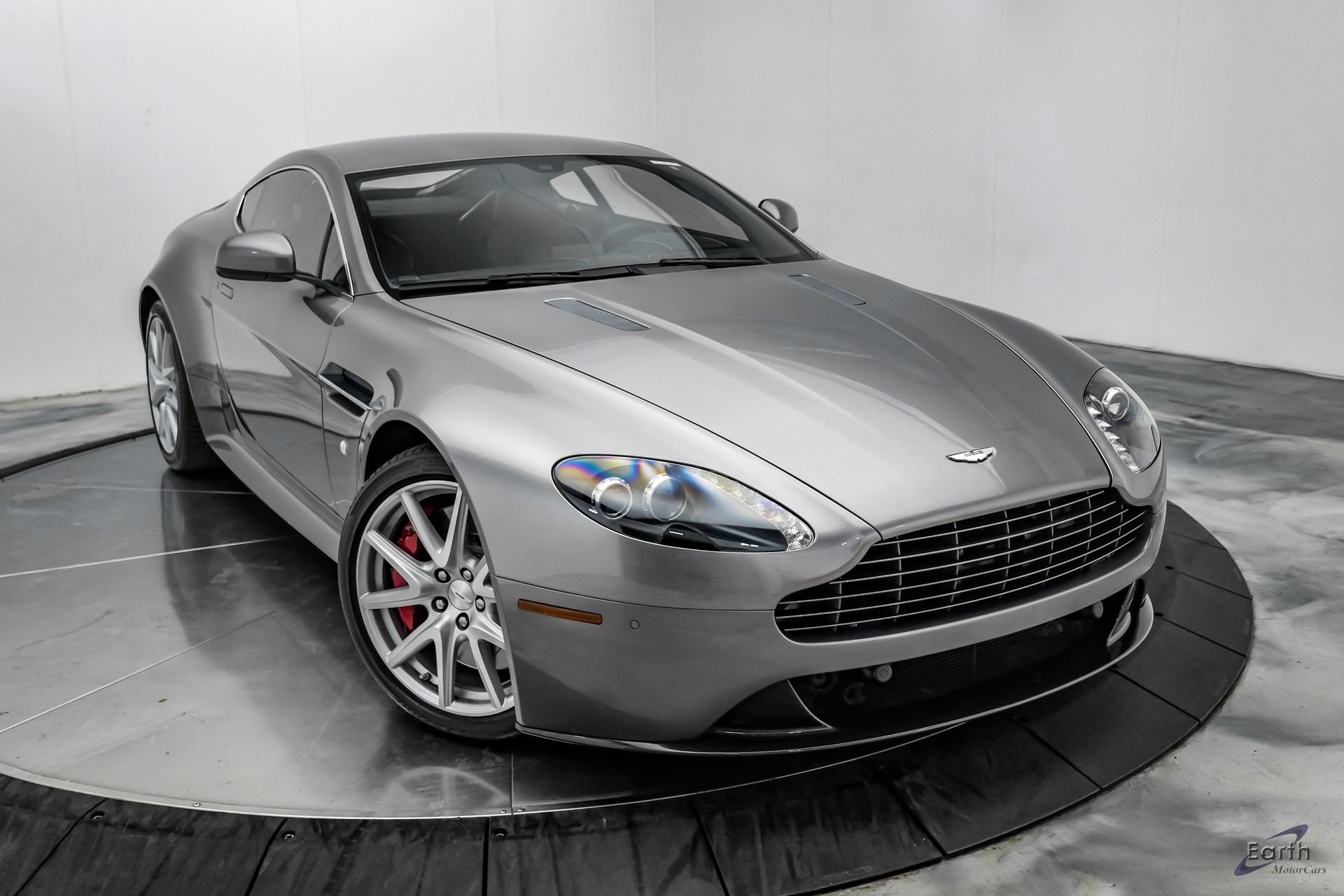 Used 2014 Aston Martin V8 Vantage S RWD image 29