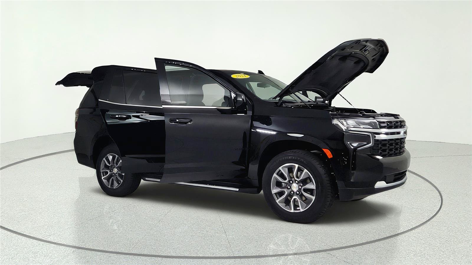 Used 2024 Chevrolet Tahoe LS AWD/4WD image 15