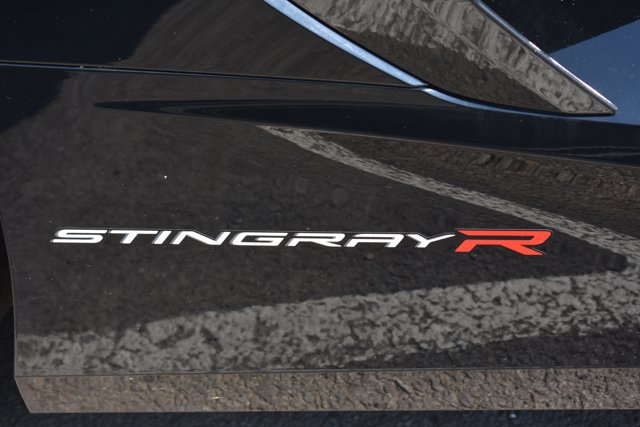 Used 2024 Chevrolet Corvette Stingray Premium Conv w/ Z51 Performance Package RWD image 4